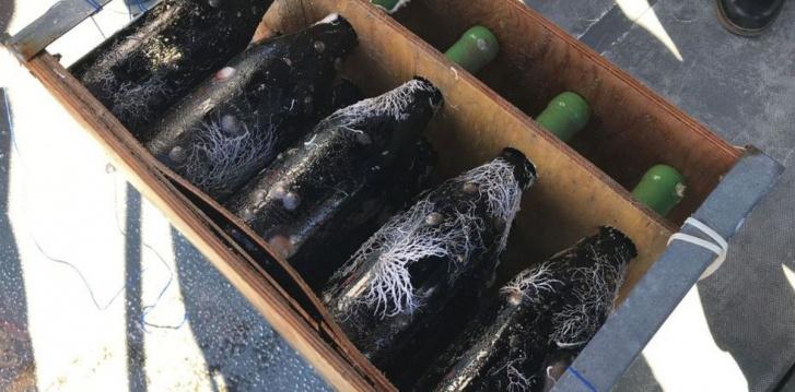 Vinos únicos producidos a 40 metros de profundidad en la costa aguileña